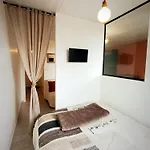 Face 4 Personnes Linge De Maison Sur Demande *